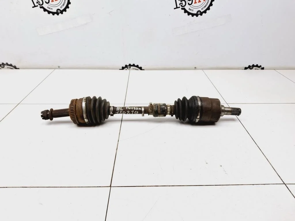 Полуось передняя левая Hyundai Tucson 1 2008 JM