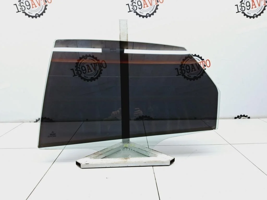 Стекло двери задней левой Citroen C5 2002 DC, DE