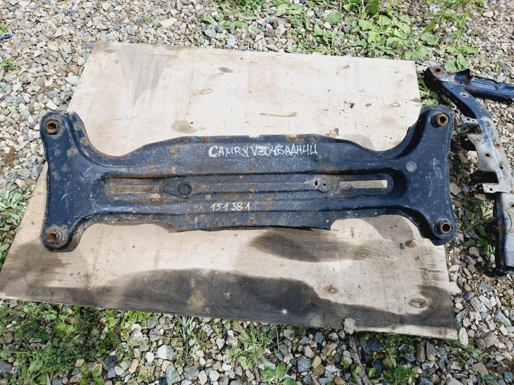 Балка задняя Toyota Camry XV30