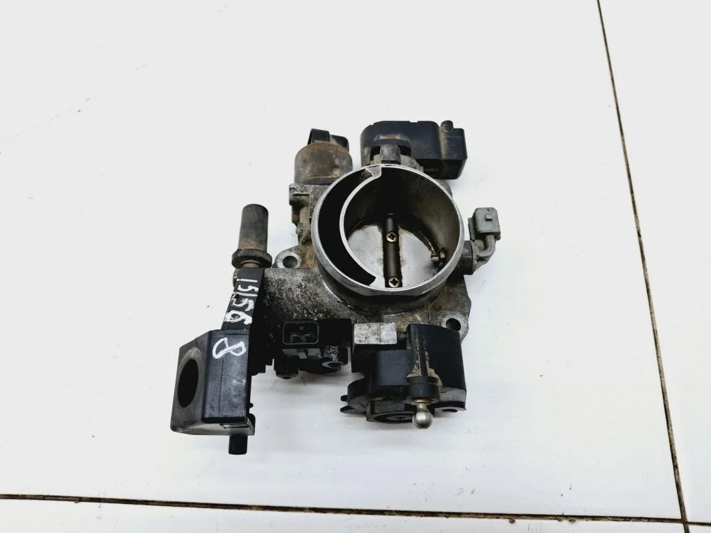 Заслонка дроссельная механическая Citroen C5 2002 DC, DE