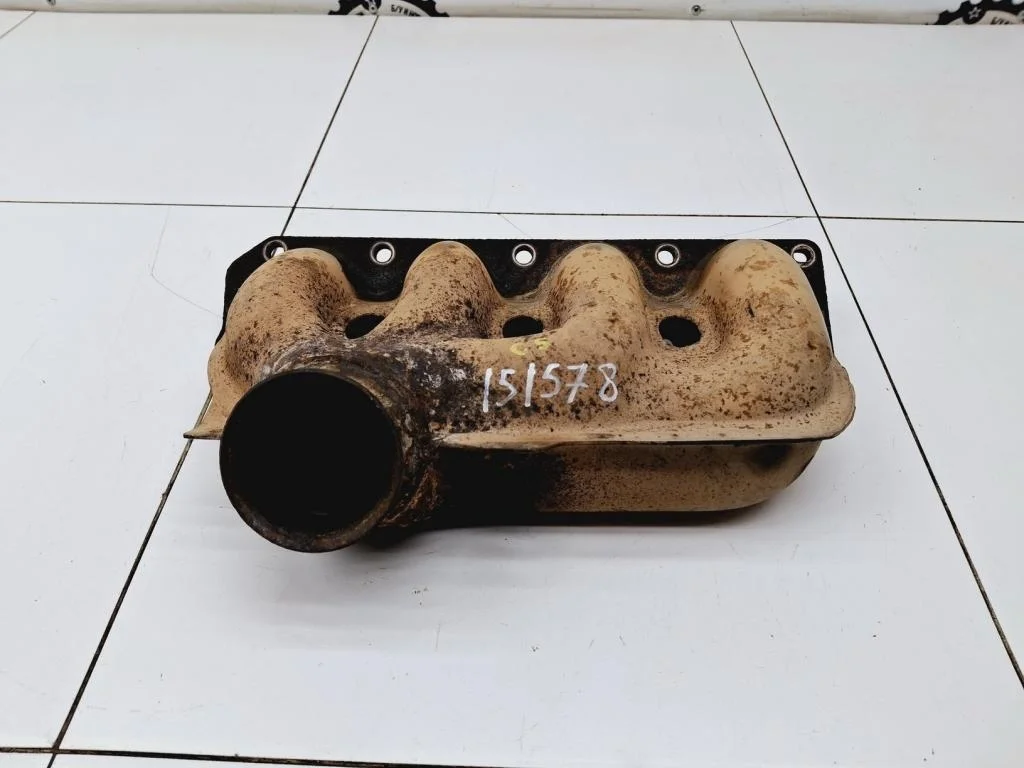 Коллектор выпускной Citroen C5 2002 DC, DE