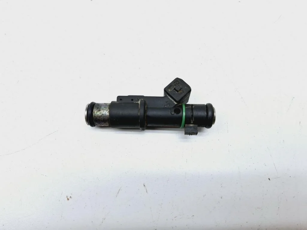 Форсунка топливная Citroen C5 2002 DC, DE