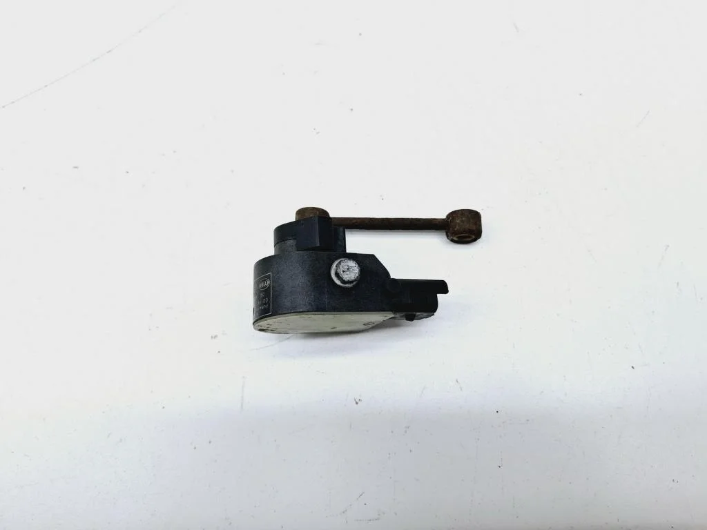 Датчик высоты дорожного просвета Citroen C5 2002 DC, DE