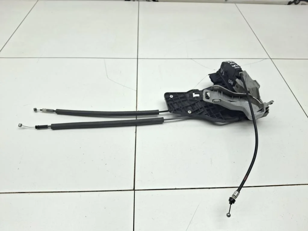 Замок двери задней правой Hyundai Elantra 2009 HD