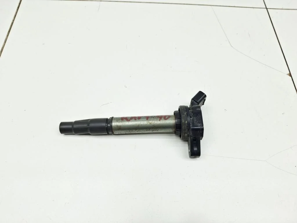 Катушка зажигания Toyota RAV4 A40