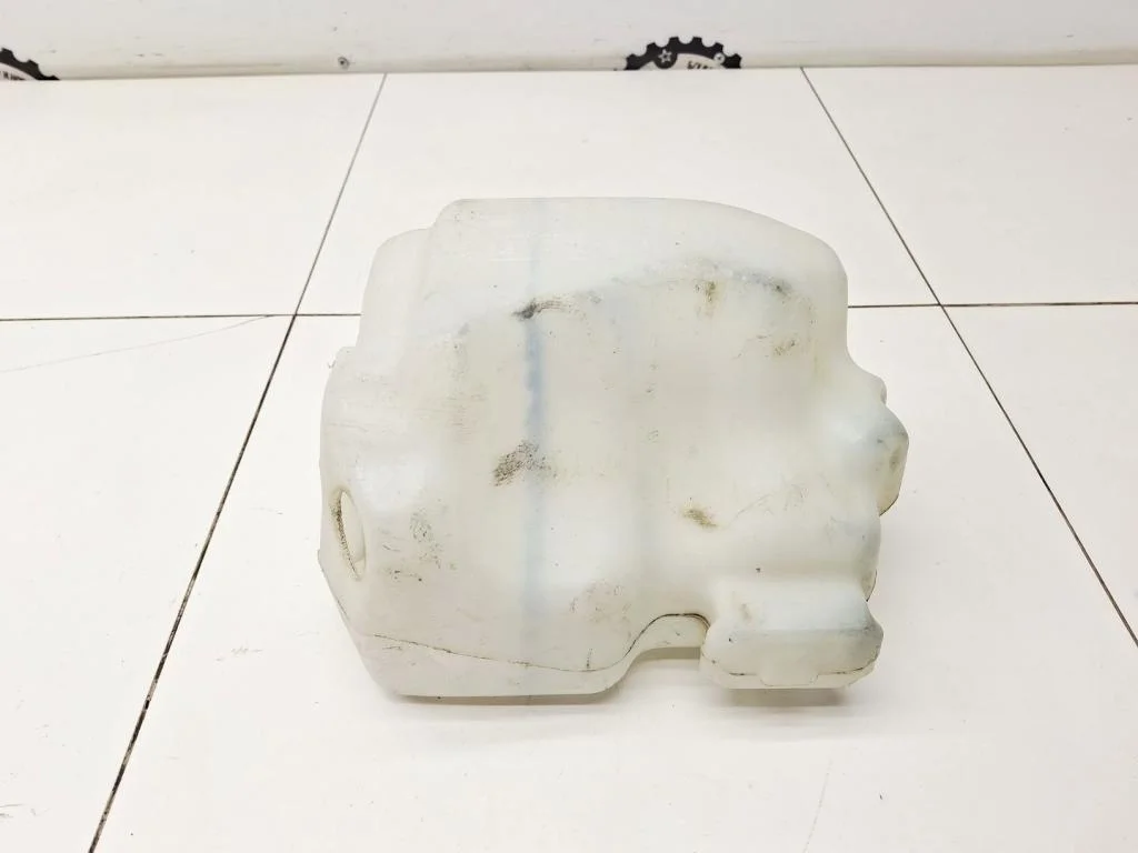 Бачок омывателя лобового стекла Renault Megane 2