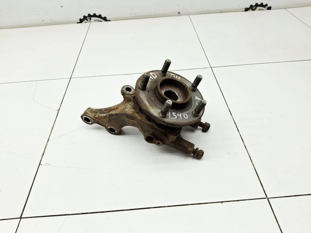 Кулак поворотный передний левый Hyundai Elantra HD