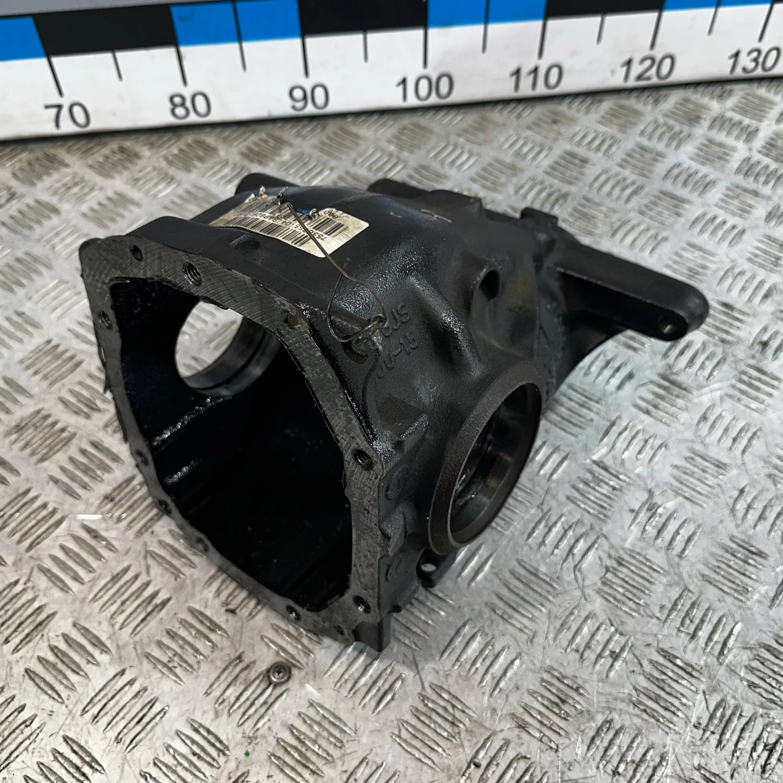 [ЧАСТЬ Б/У] Редуктор заднего моста mot.N43,45,46,52 - корпус редуктора, номера на запчасти: 761499204, 201999D [ХОРОШЕЕ] [Код: 00647218 ]