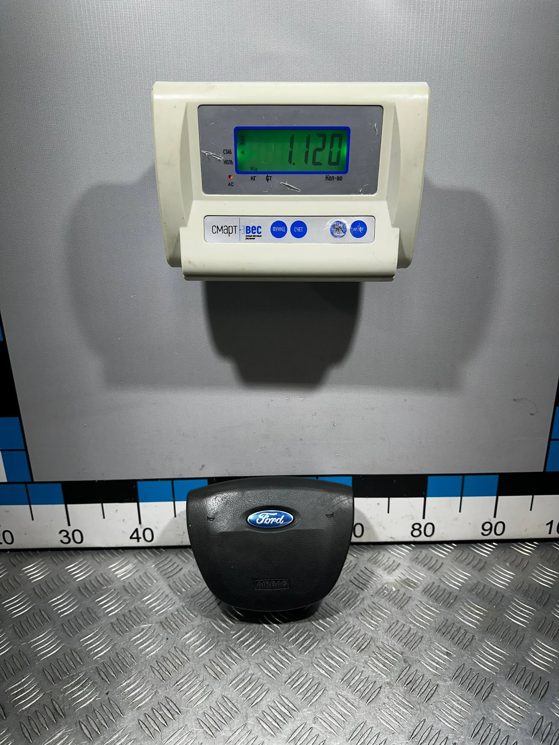 [Б/У] Подушка безопасности в рулевое колесо Ford Transit 2006-2013, Transit/Tourneo Connect 2002-201 - царапины, потёртости [Незначительные дефекты] [Код: 00341691 ]