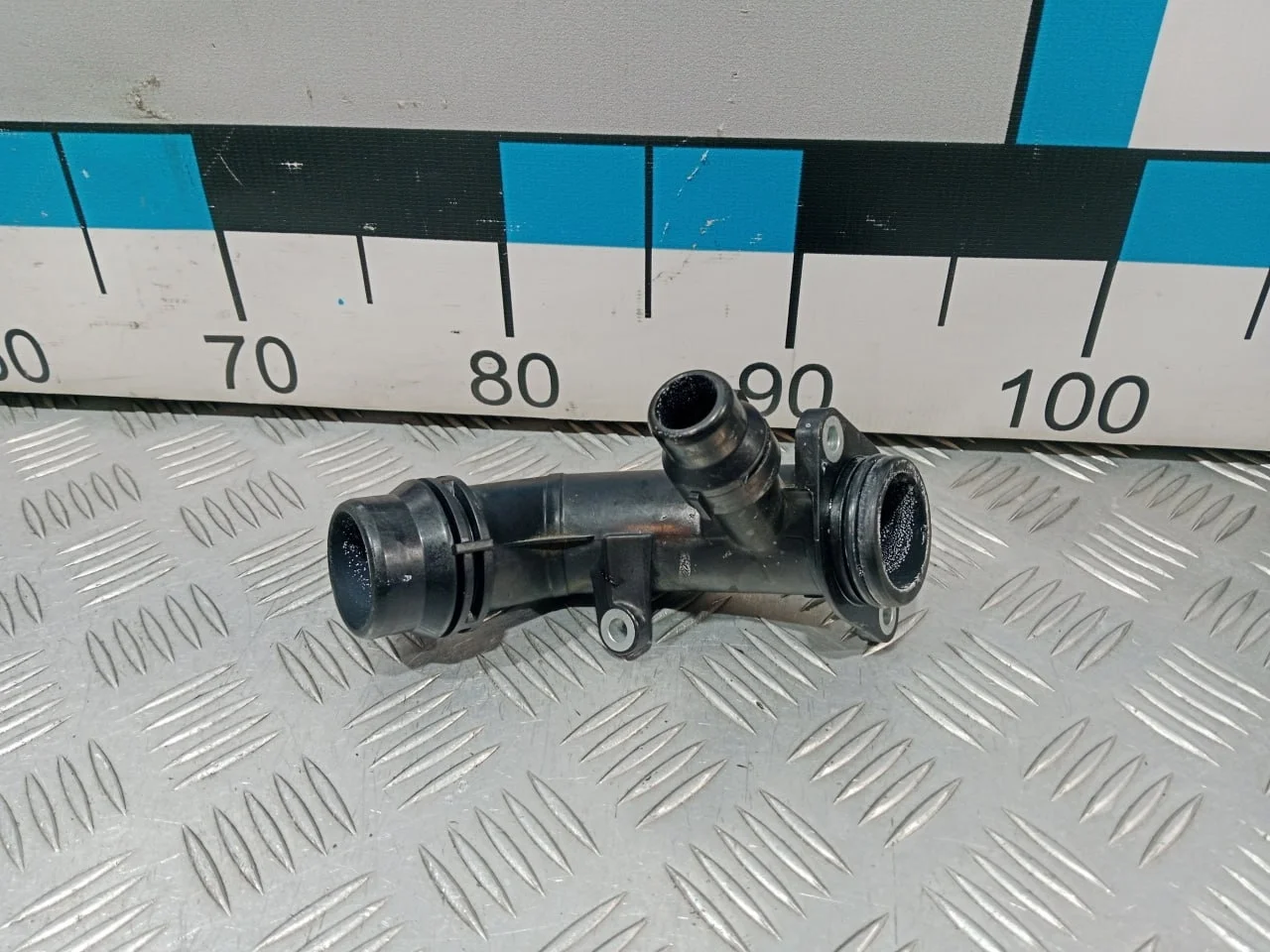 [Б/У] Патрубок охлаждающей жидкости Mercedes X253 W205 [Код: 00644826 ]