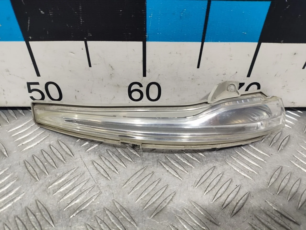 [Б/У] Повторитель в левое зеркало Mercedes W222 [Код: 00647818 ]