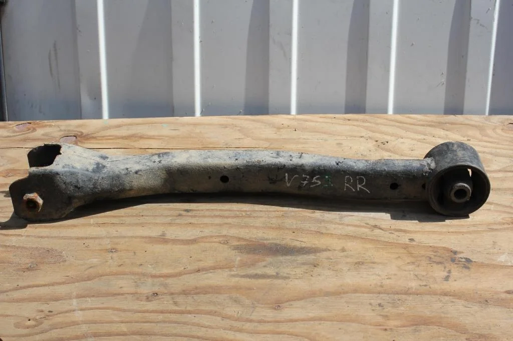 Б.у. рычаг продольный MITSUBISHI PAJERO V75W MITSUBISHI PAJERO V75W