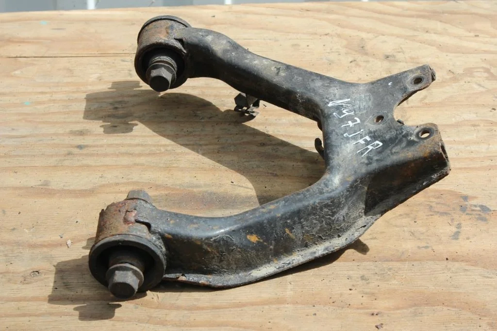 Б.у. рычаг MITSUBISHI PAJERO V97W MITSUBISHI PAJERO V97W