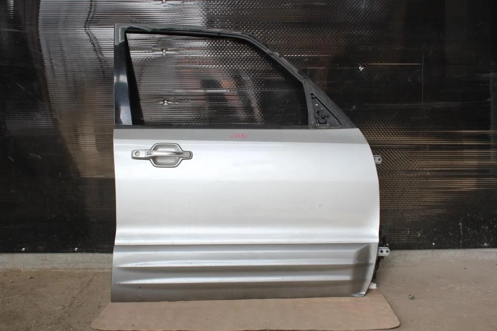 Б.у. дверь MITSUBISHI PAJERO V75W MITSUBISHI PAJERO V75W