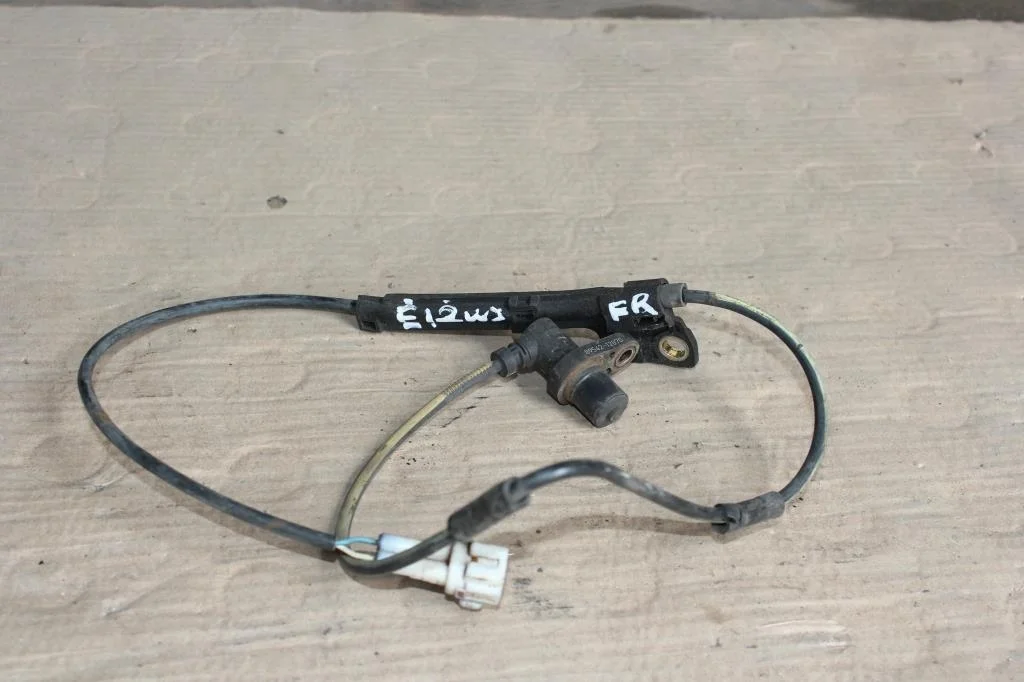 Б.у. датчик abs TOYOTA COROLLA E120 TOYOTA COROLLA E120