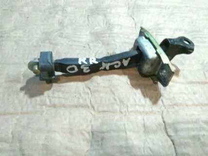Б.у. ограничитель двери TOYOTA CAMRY V30 ACV30 TOYOTA CAMRY V30 ACV30