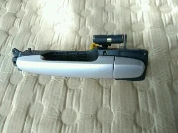 Б.у. ручка двери TOYOTA COROLLA E120 TOYOTA COROLLA E120