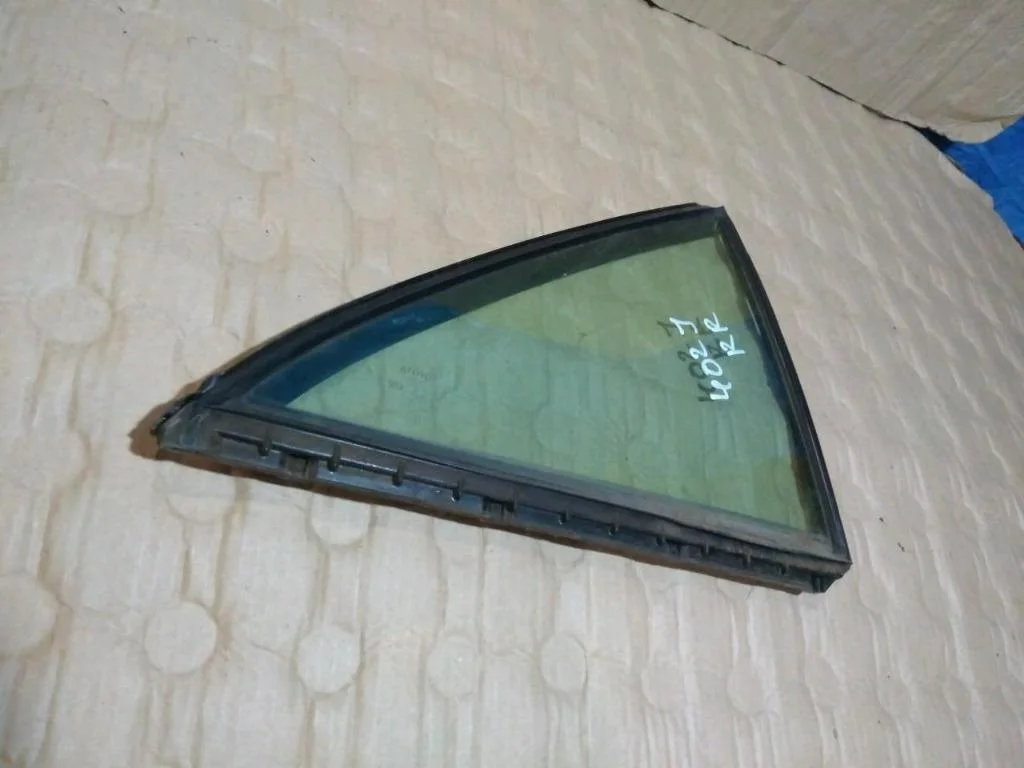 Б.у. форточка двери TOYOTA CAMRY V40 ACV40 TOYOTA CAMRY V40 ACV40