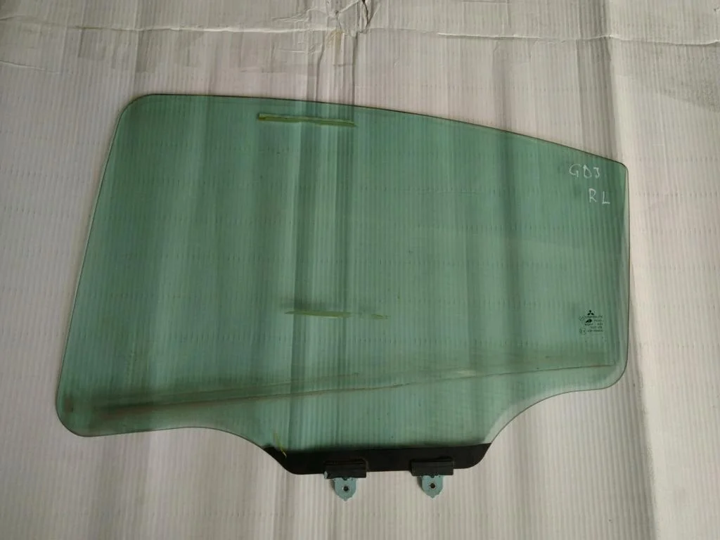 Б.у. стекло двери MITSUBISHI GALANT DJ1A MITSUBISHI GALANT DJ1A