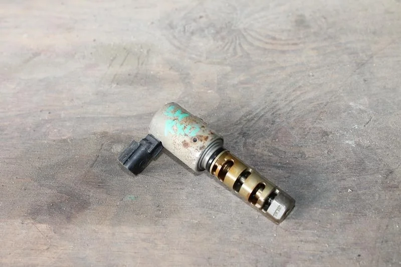 Б.у. клапан vvti LEXUS RX300 MCU15 LEXUS RX300 MCU15