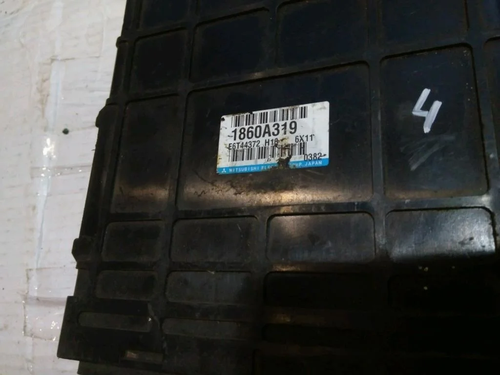 Б.у. блок управления двигателем MITSUBISHI LANCER CS3A MITSUBISHI LANCER CS3A