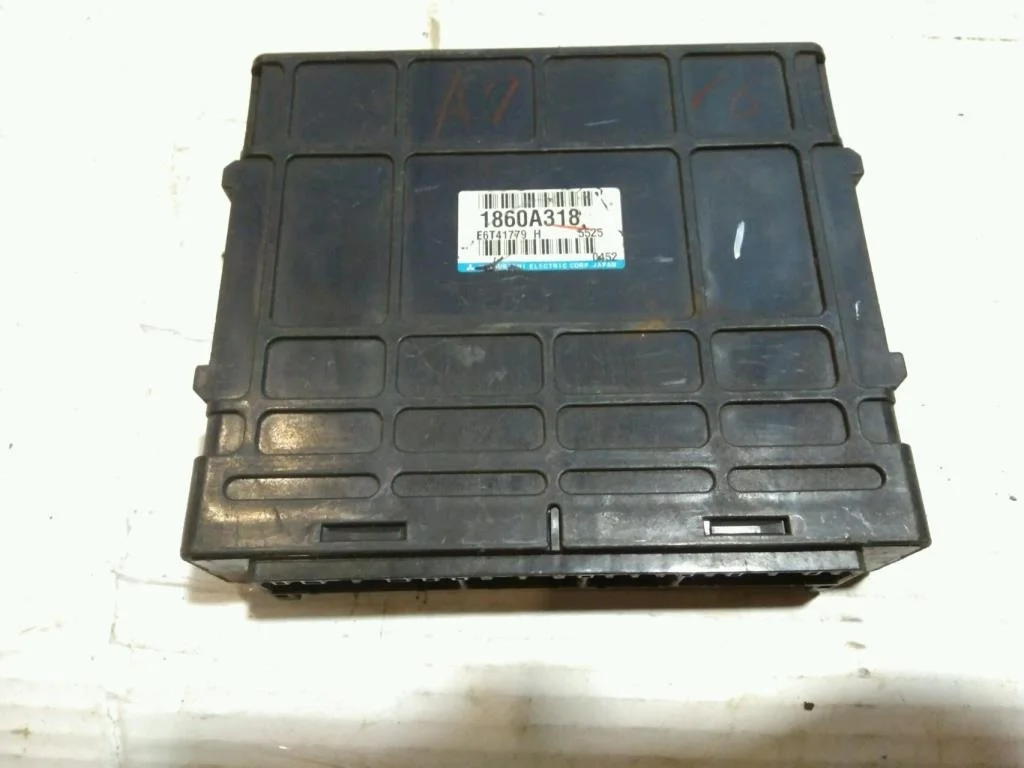 Б.у. блок управления двигателем MITSUBISHI LANCER CS3A MITSUBISHI LANCER CS3A