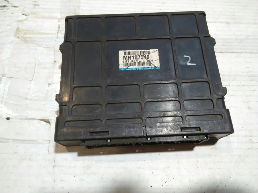 Б.у. блок управления кпп MITSUBISHI PAJERO V68W MITSUBISHI PAJERO V68W