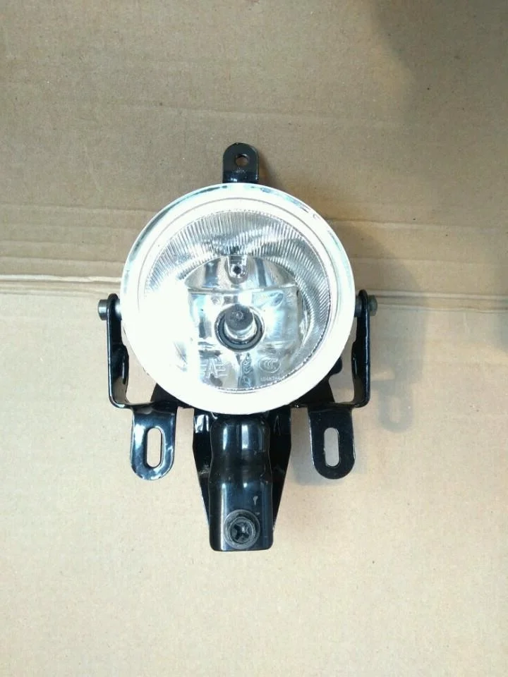 Б.у. фара противотуманная MITSUBISHI PAJERO V78W MITSUBISHI PAJERO V78W