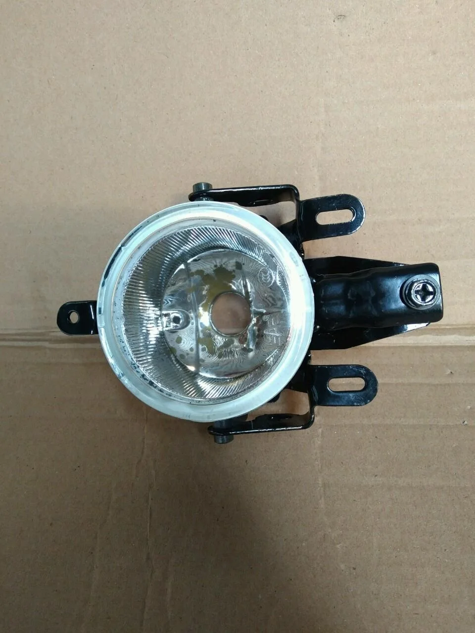 Б.у. фара противотуманная MITSUBISHI PAJERO V78W MITSUBISHI PAJERO V78W