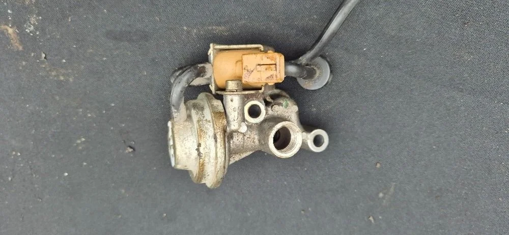 Клапан выхлопных газов Mercedes Benz W220