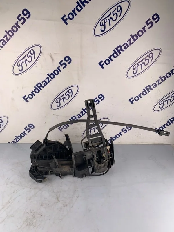 Замок двери Ford Focus 3 2012 2070970 CB8 1.6 (IQDB), передний левый