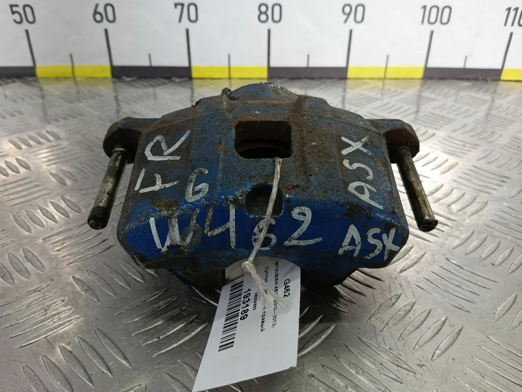 Суппорт передний правый MITSUBISHI ASX I (2010—20