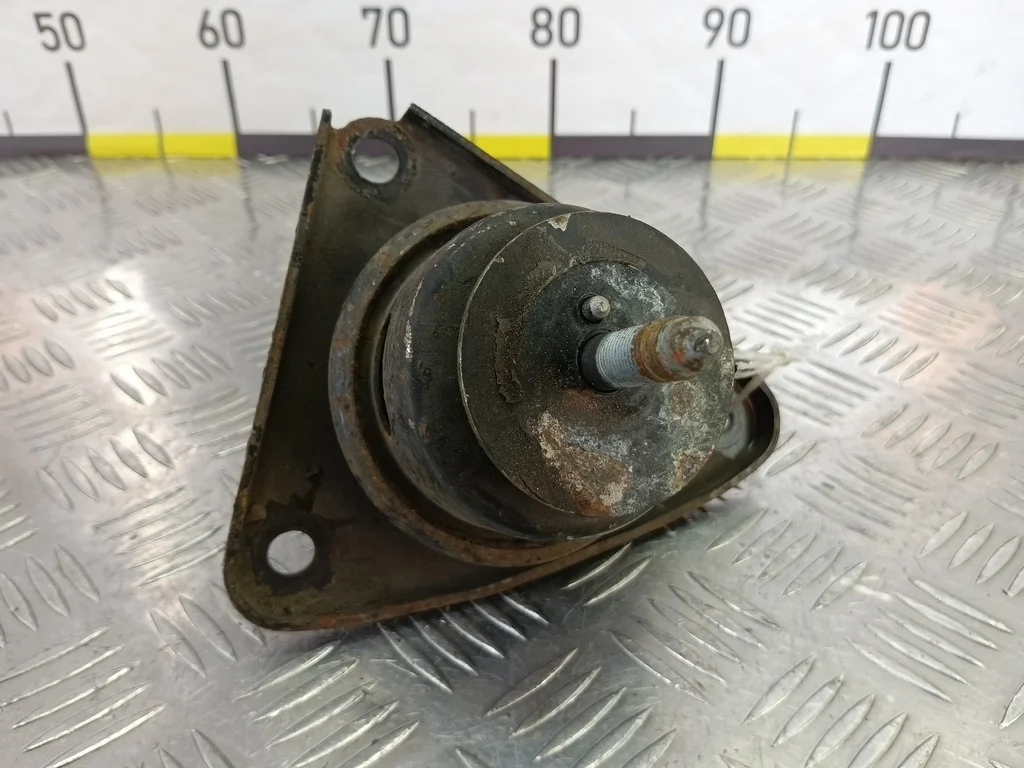 Подушка двигателя (Опора ДВС) Kia Ceed ED (2006—2