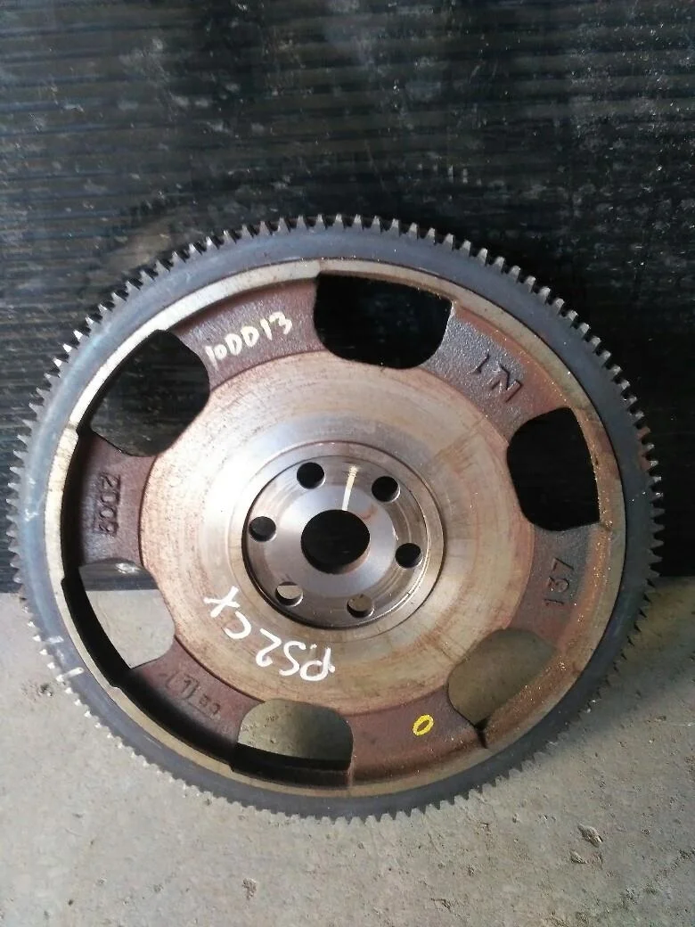 Б.у. маховик MITSUBISHI PAJERO SPORT KH4W MITSUBISHI PAJERO SPORT KH4W