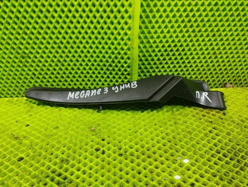 Уголок жабо правый Renault Megane 3 2010 668620007R УНИВЕРСАЛ K9KH872