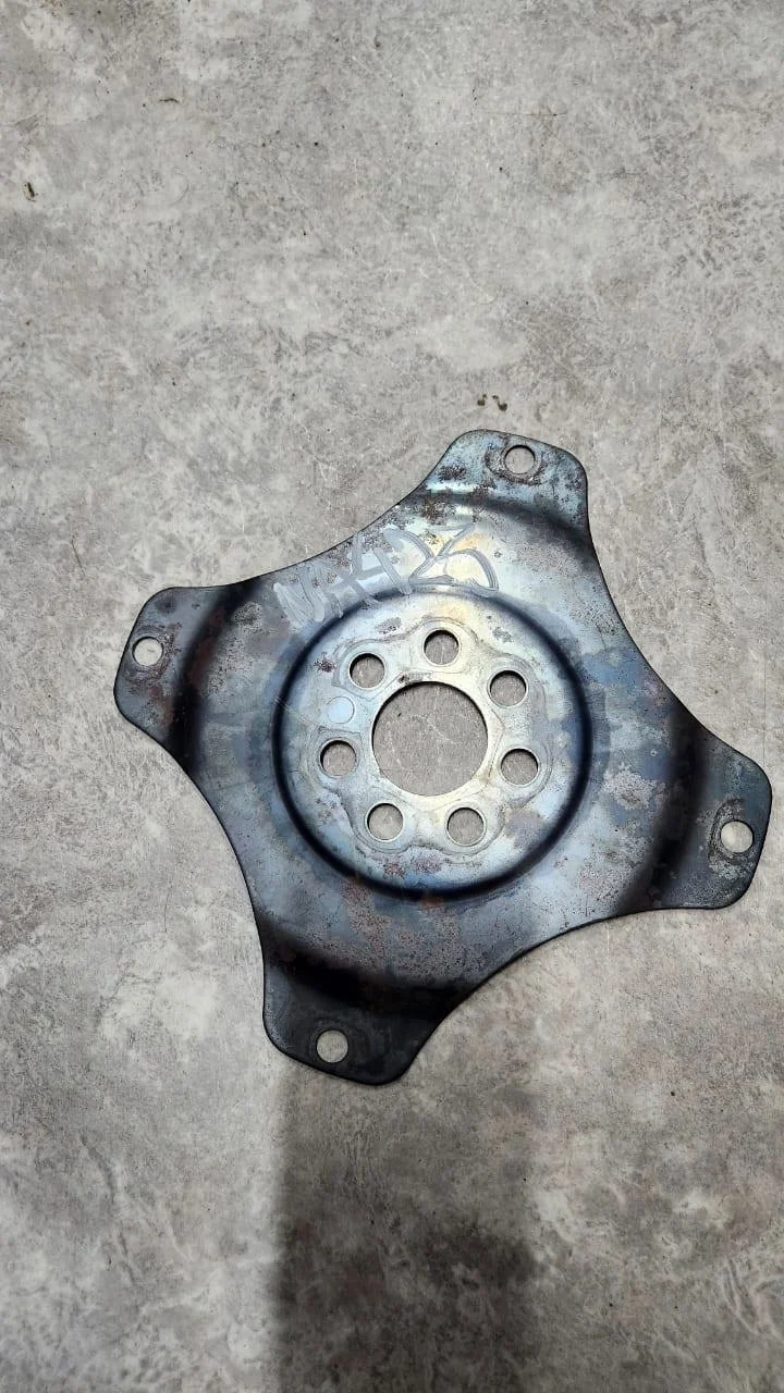 Б.у. приводная пластина MITSUBISHI GRANDIS NA4W MITSUBISHI GRANDIS NA4W