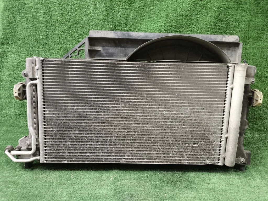 Б.у. радиатор ( кассета) SKODA RAPID SKODA RAPID