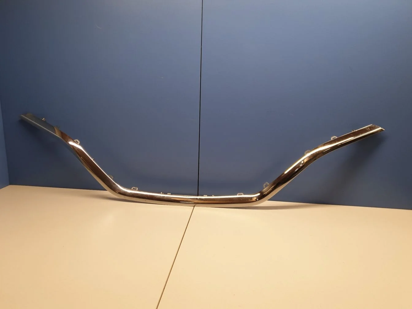 Накладка на решетку радиатора для Renault Kaptur 2016-