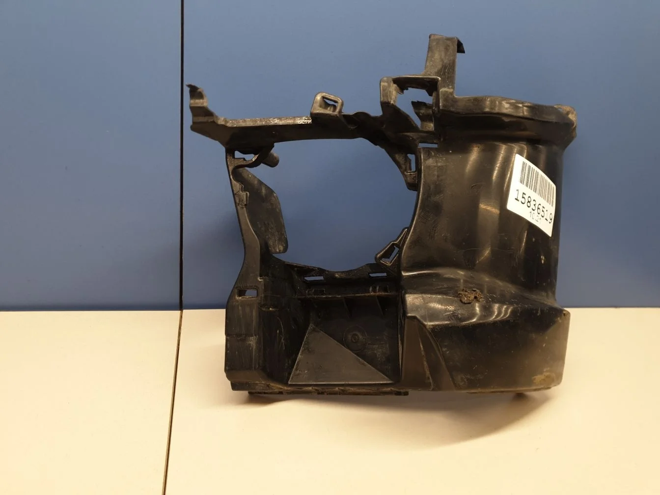 Кронштейн фары противотуманной левой для BMW 3 F30 2011-2018