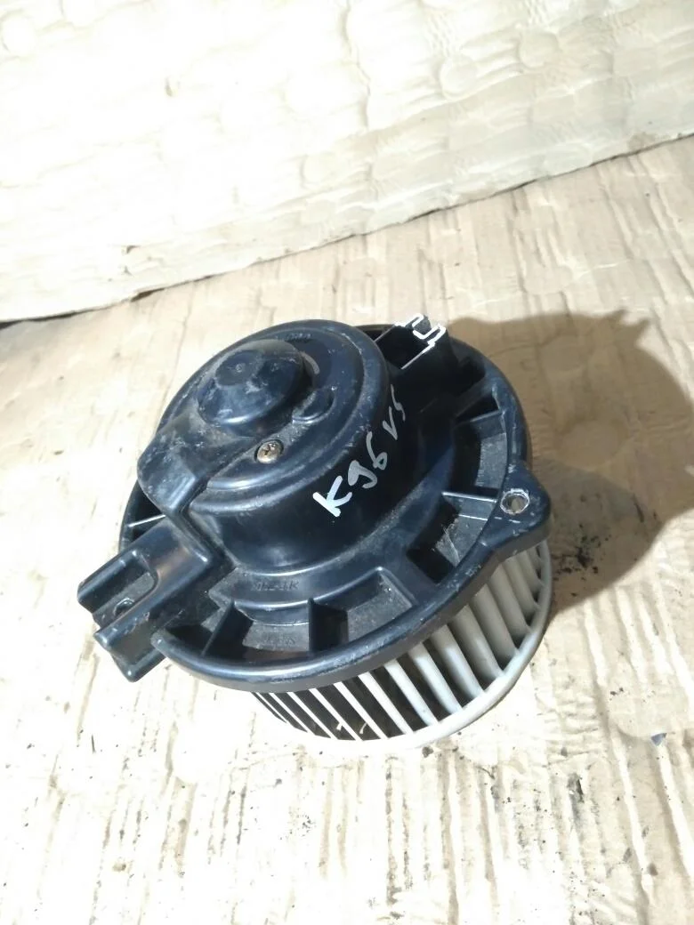 Б.у. мотор печки MITSUBISHI PAJERO SPORT K96W MITSUBISHI PAJERO SPORT K96W