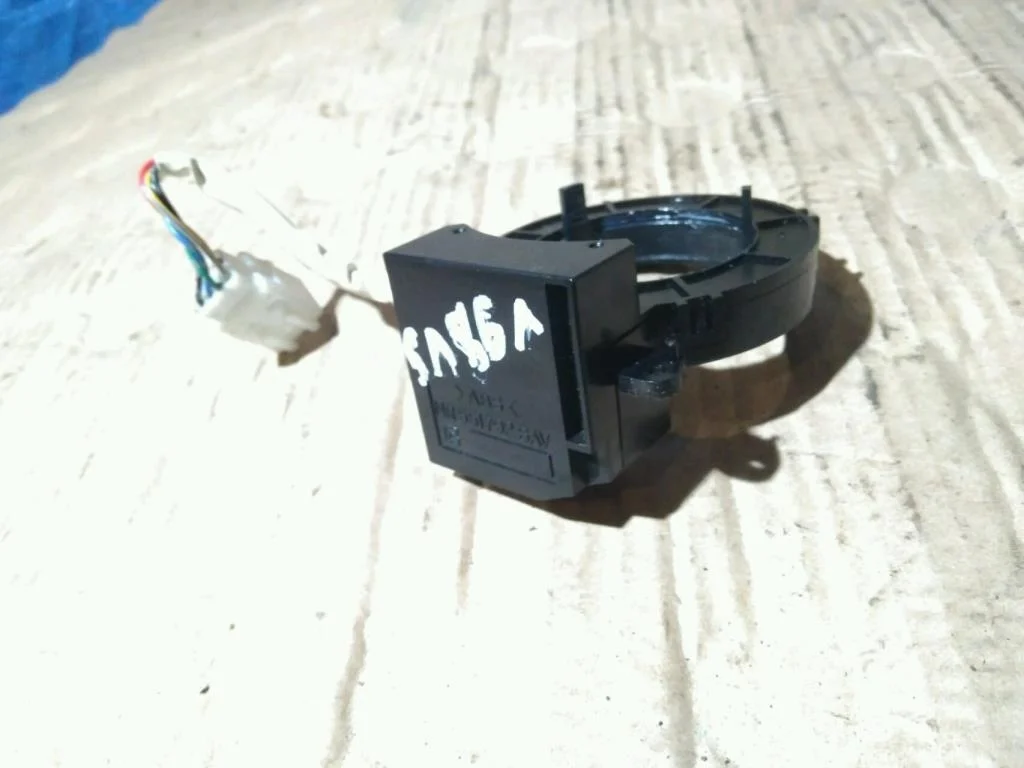 Б.у. датчик положения руля MITSUBISHI PAJERO V98W MITSUBISHI PAJERO V98W