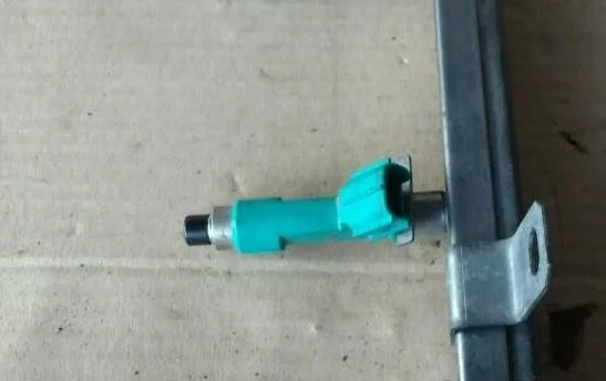 Б.у. форсунка топливная SUZUKI KIZASHI RE91S SUZUKI KIZASHI RE91S