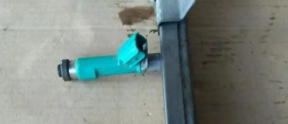 Б.у. форсунка топливная SUZUKI KIZASHI RE91S SUZUKI KIZASHI RE91S