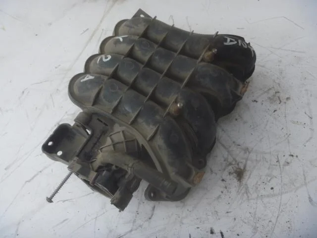 Б.у. коллектор впускной MITSUBISHI LANCER CY2A MITSUBISHI LANCER CY2A