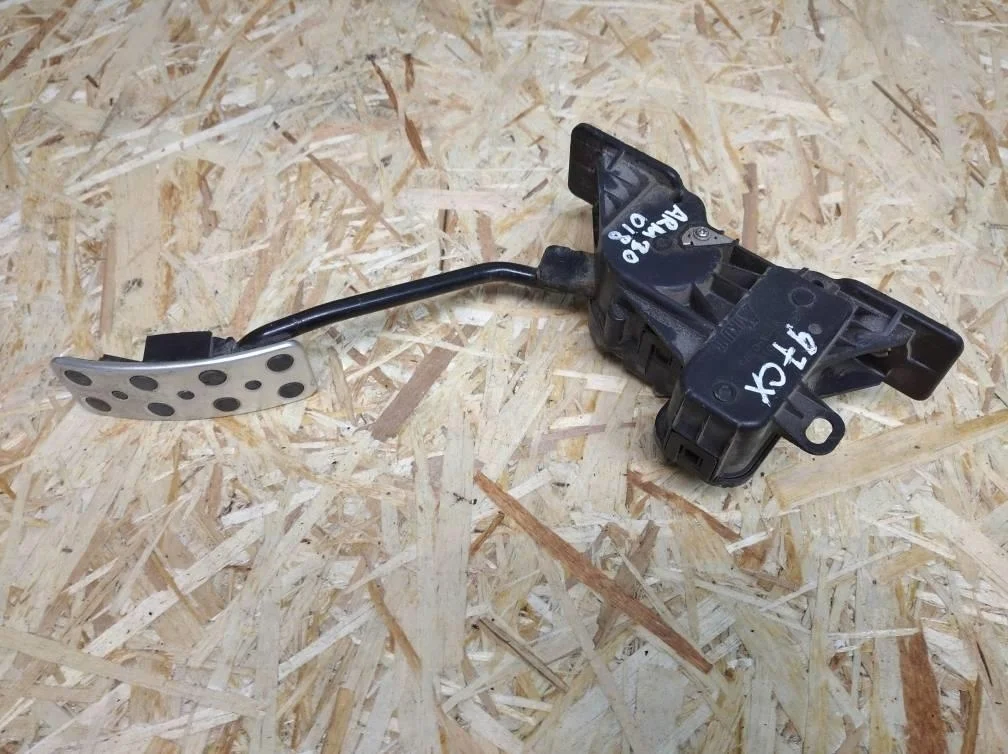 Б.у. педаль газа MITSUBISHI PAJERO V97W MITSUBISHI PAJERO V97W