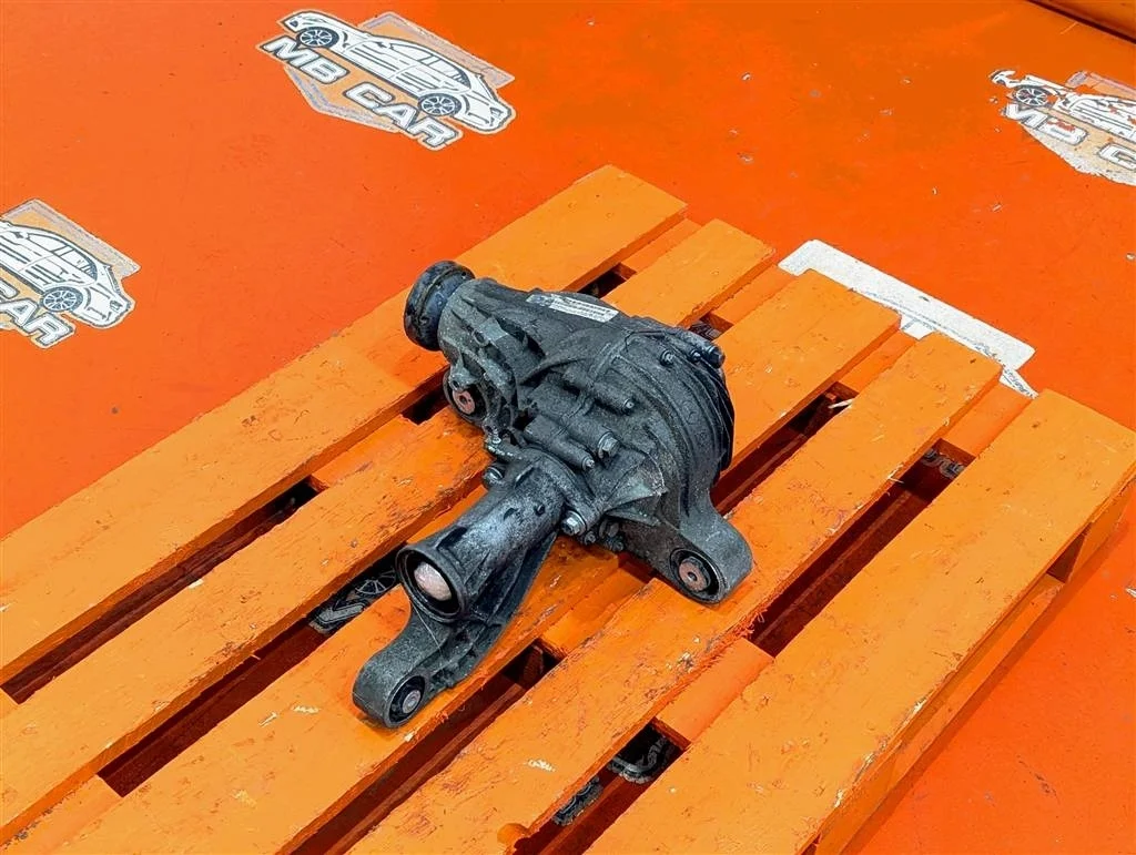 Редуктор передний Mercedes-Benz