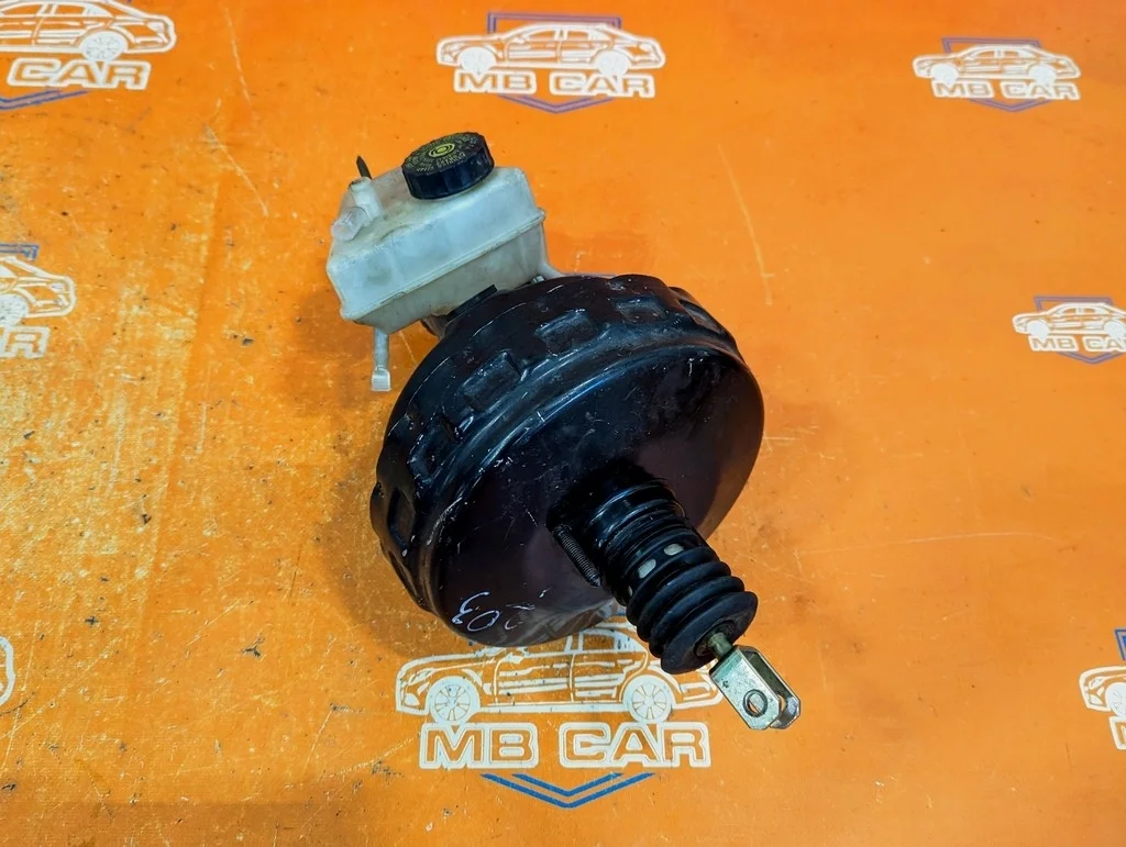 Вакуумный усилитель тормозов Mercedes-Benz