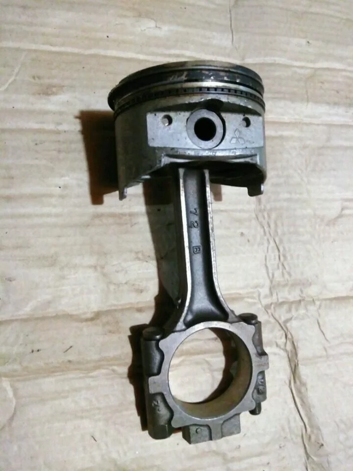 Б.у. шатун MITSUBISHI PAJERO SPORT K96W MITSUBISHI PAJERO SPORT K96W