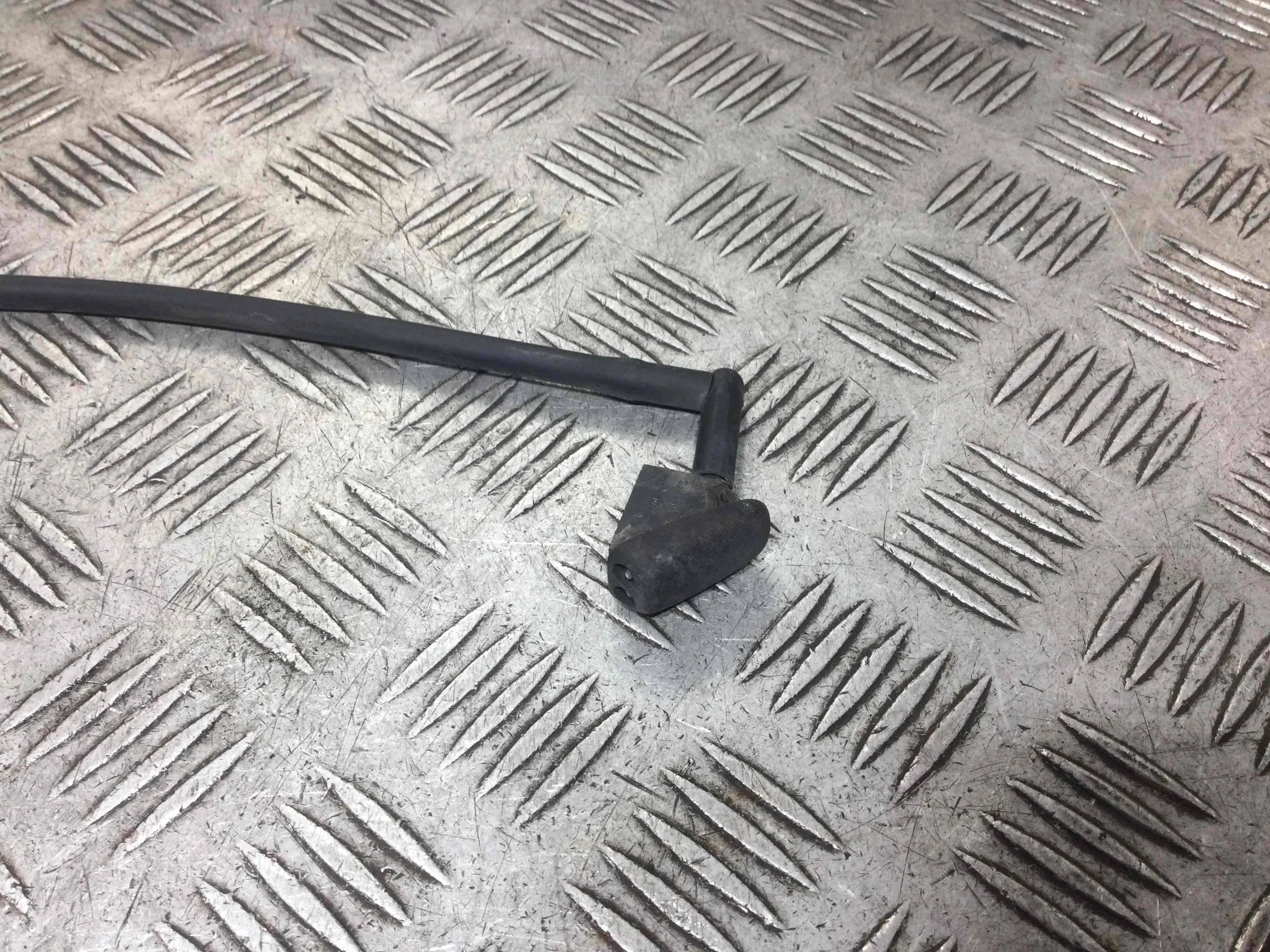 Форсунка омывателя Ford Focus 1 поколение (1998-2001) бензин 1.6 i Механика Х/б