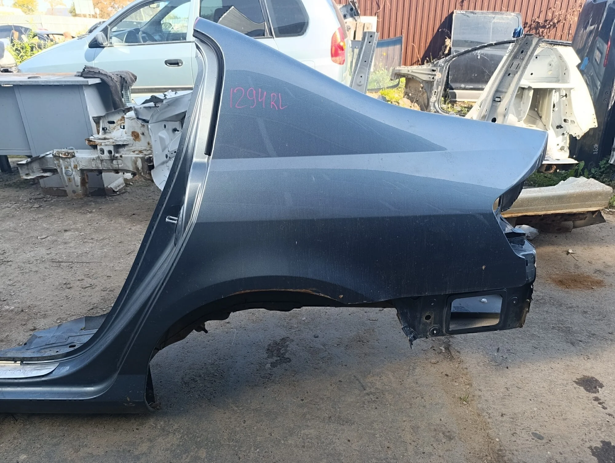 Крыло заднее левое 407 2004-2010